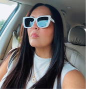 gafas de sol blancas